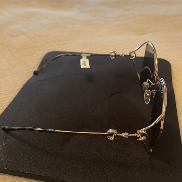 Gucci Gucci Logo GG1020S Sunglasses 001 - Gold/Gold - Women main image 9